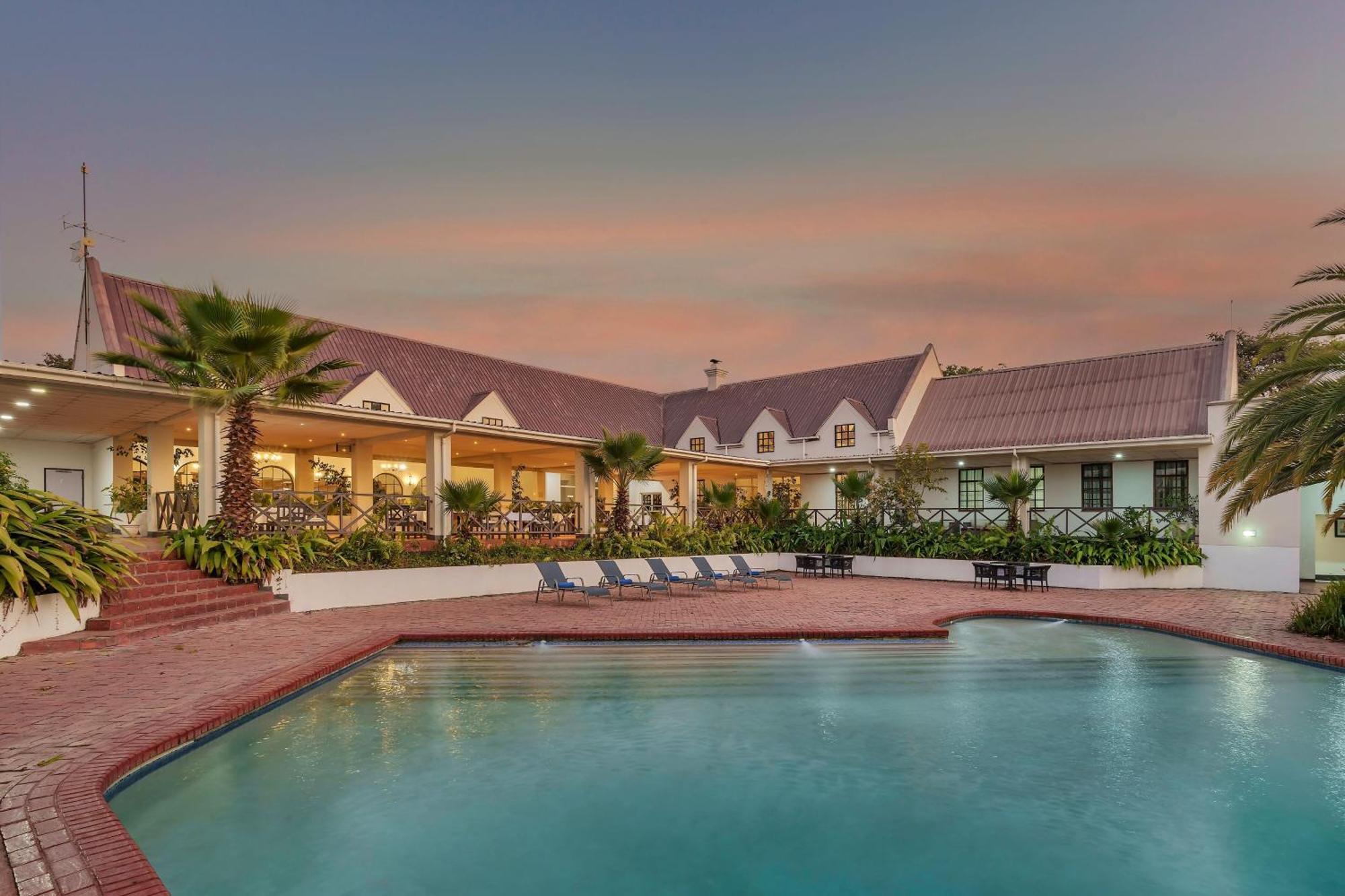 Protea Hotel By Marriott Chingola Exterior photo