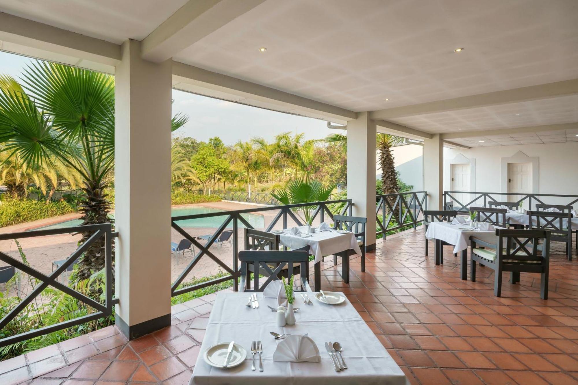 Protea Hotel By Marriott Chingola Exterior photo