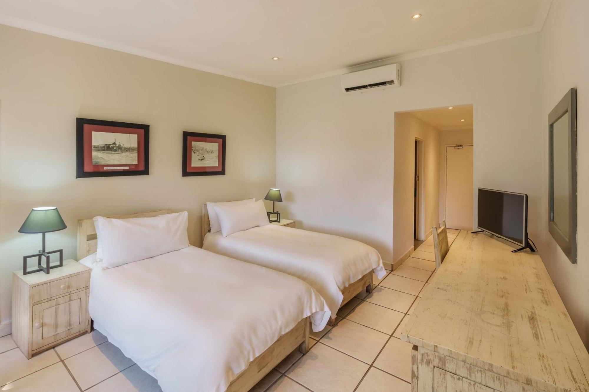 Protea Hotel By Marriott Chingola Exterior photo