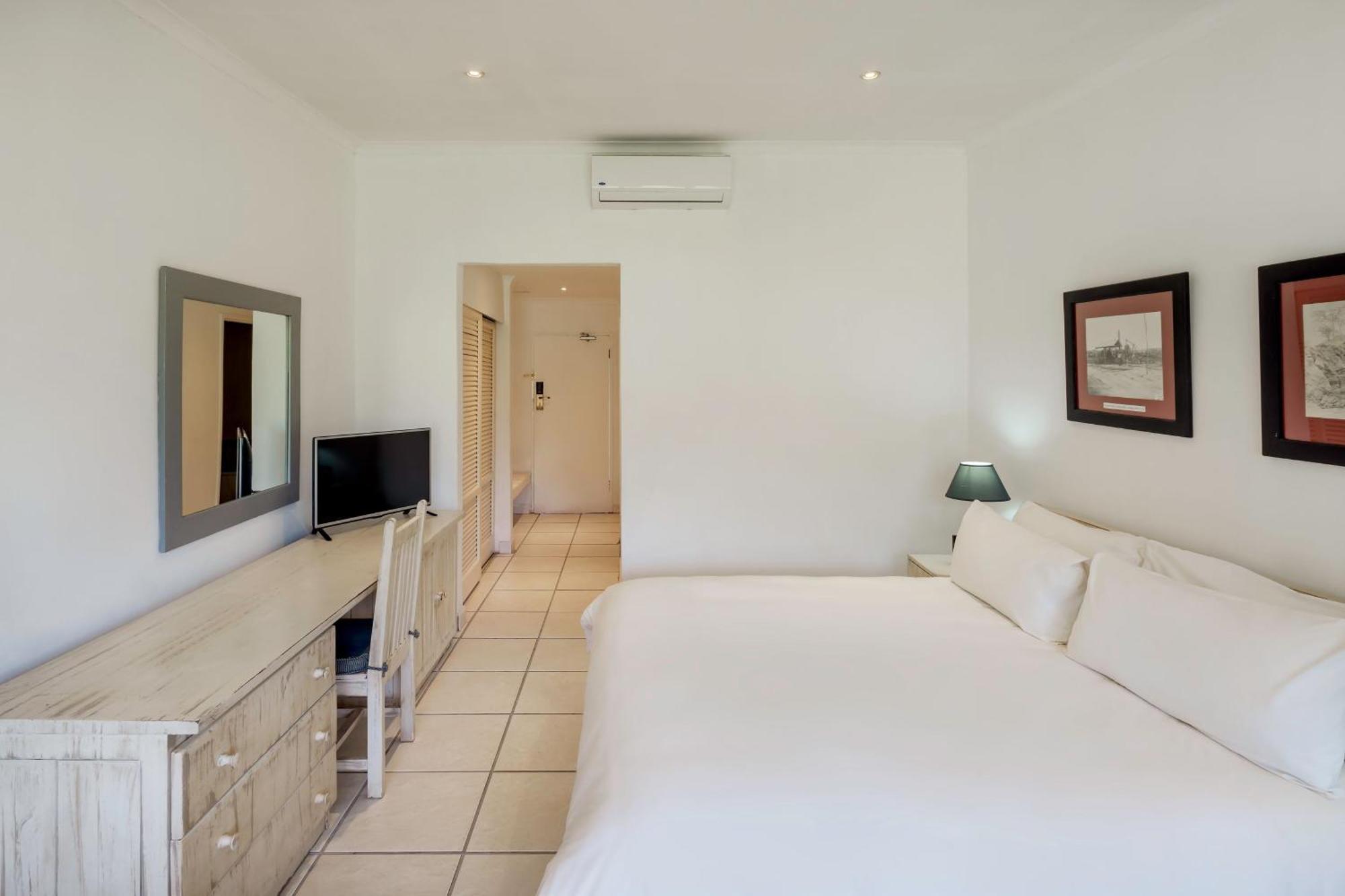 Protea Hotel By Marriott Chingola Exterior photo