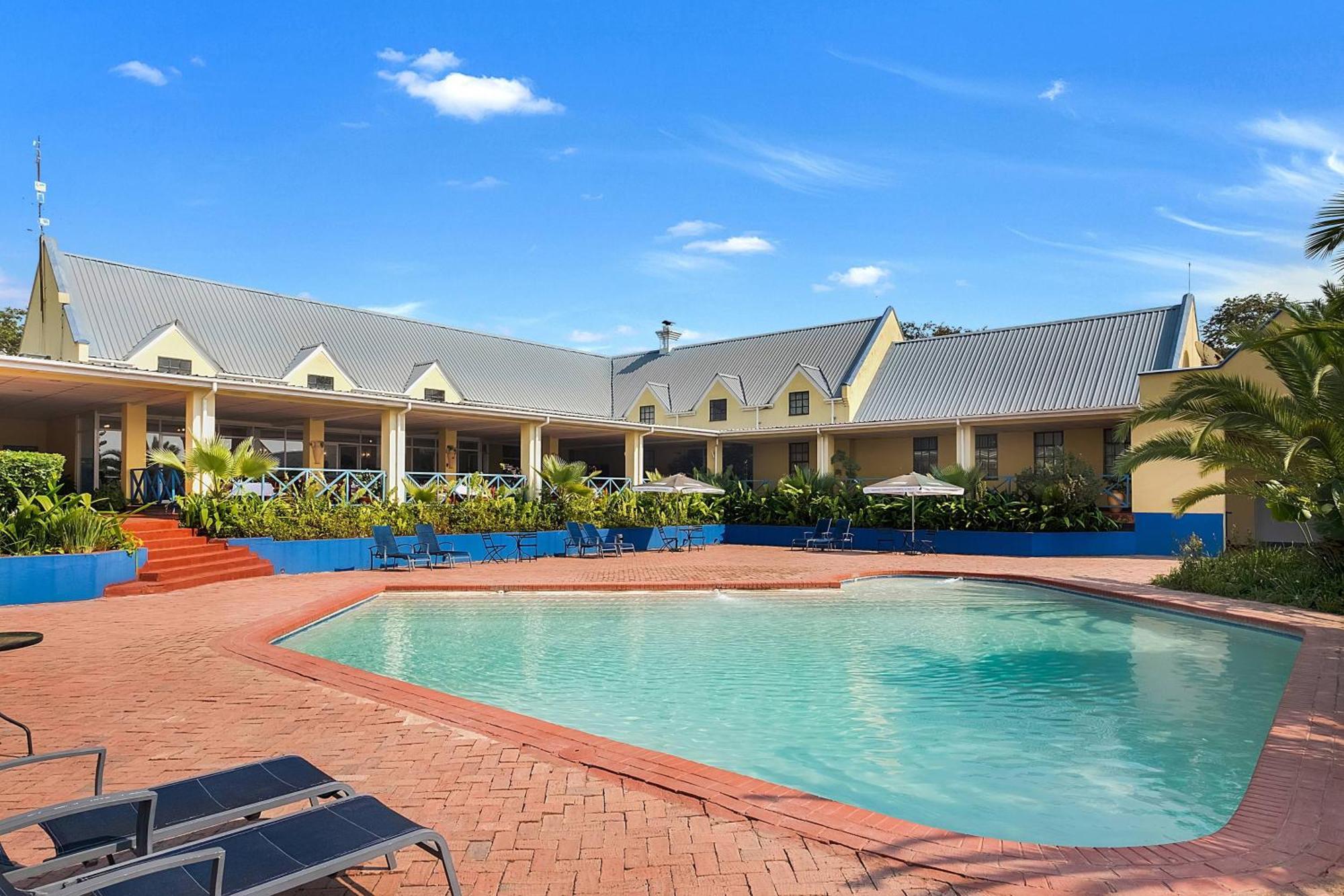 Protea Hotel By Marriott Chingola Exterior photo